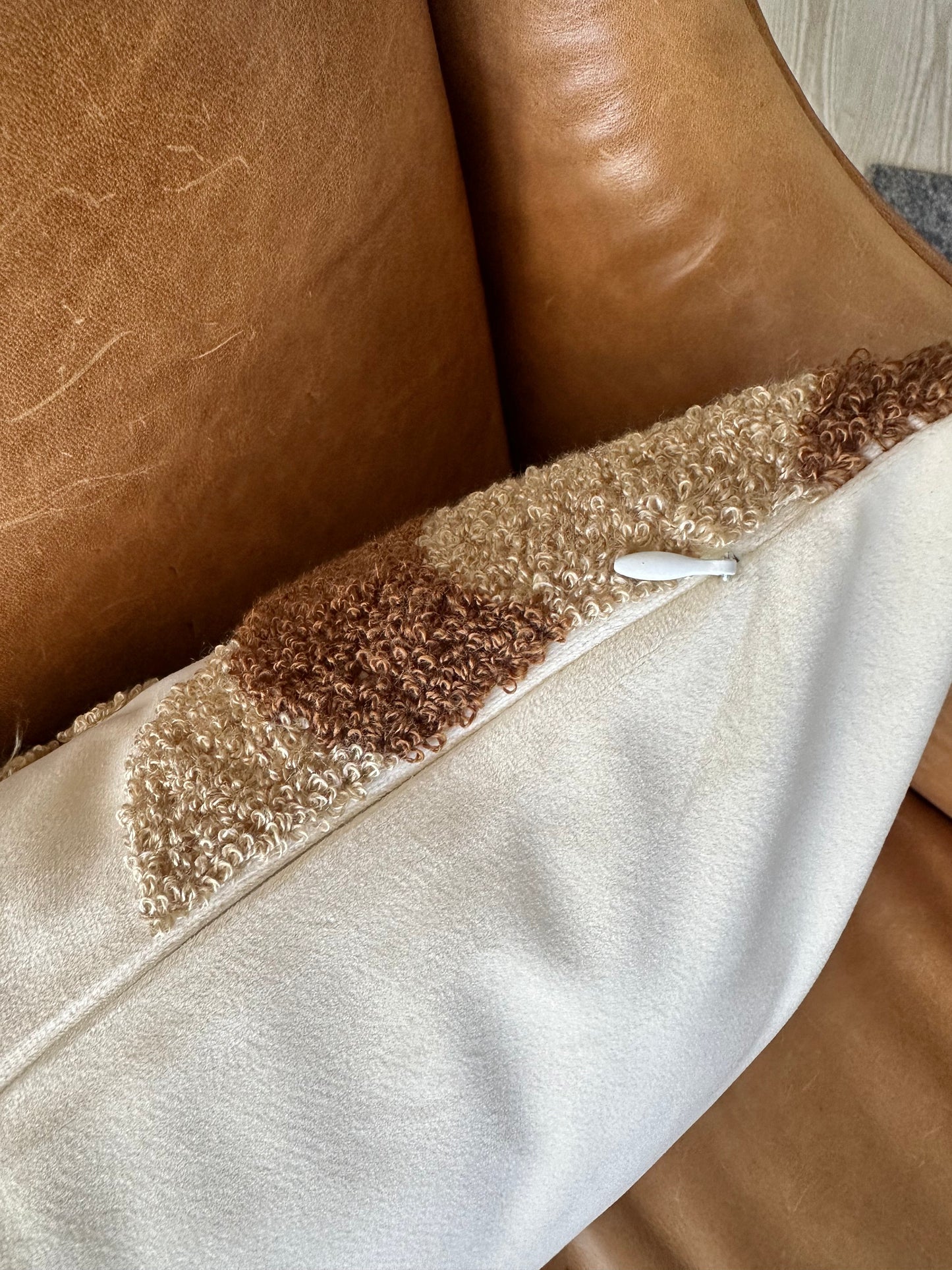 Aslan Lumbar Pillow Cover