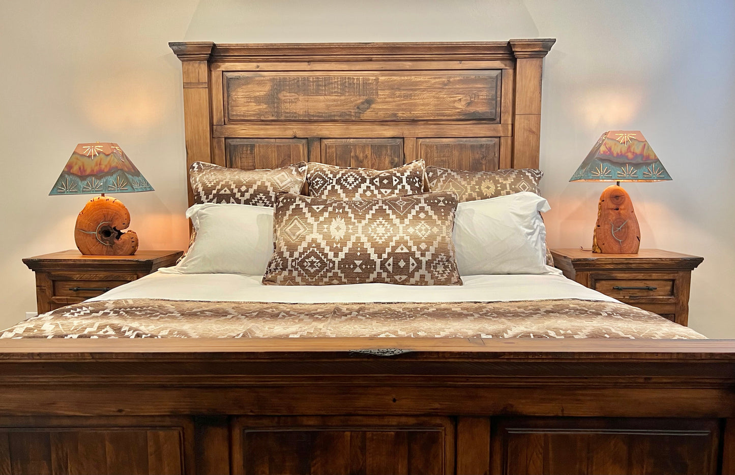 Floresville Crown Charm Rustic Bed